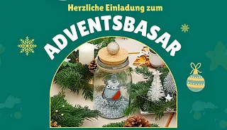 Moderne Kirche mit hohem Turm.